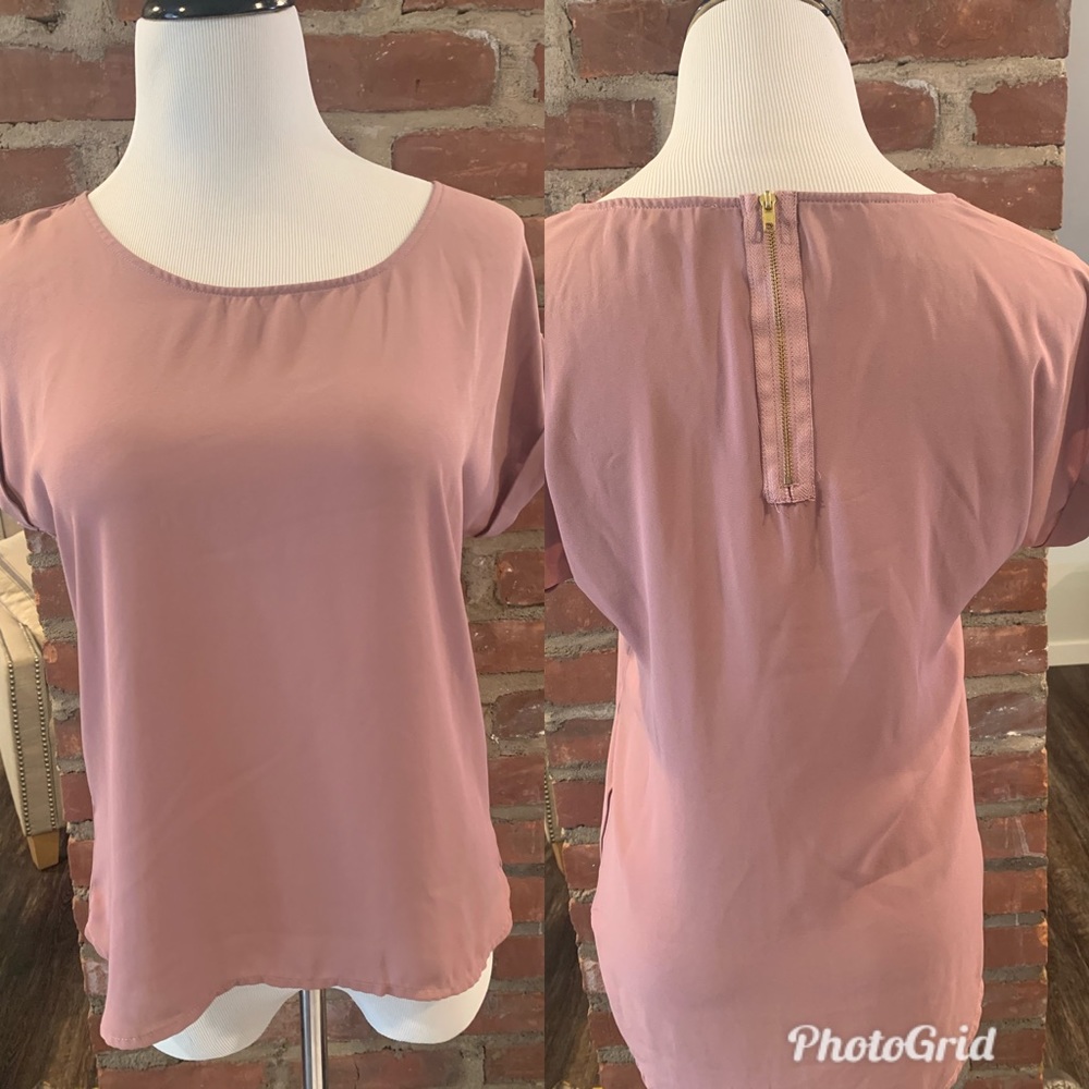 Pink short sleeve